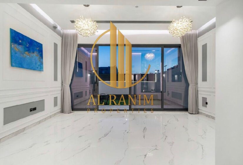 LUXURIOUS | MOTIVATED SELLER | VASTU COMPLIANT